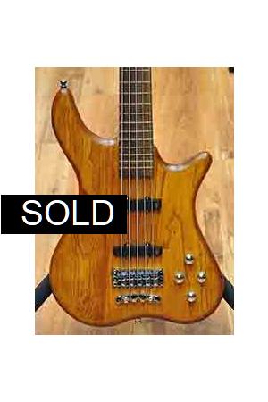 Warwick Katana BO Honey Violin 5 Warwick Katana BO Honey Violin 5